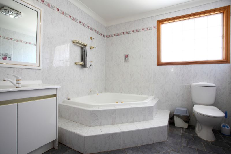 Top Bathtub Installation Companies in Venice, FL